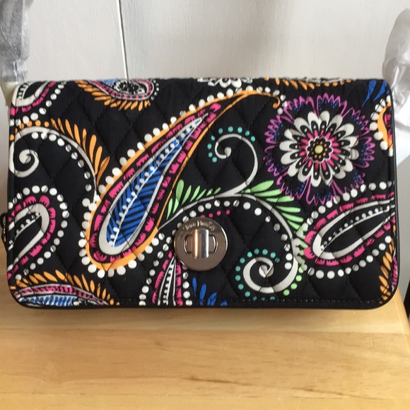 Vera Bradley Handbags - NWT Vera Bradley Turnlock Crossbody, Bandana Swirl